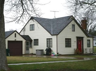 707 2nd St, Sully, IA 50251