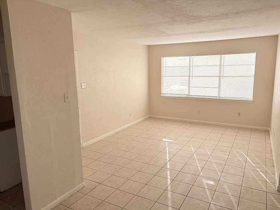1st image of 728 Calvert St #1