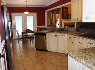 1496 Hollis Rdg, Clarksville, TN 37043