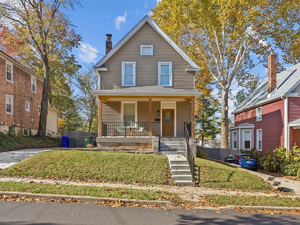 1st image of 2643 Bredell Ave