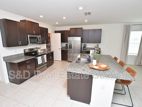 3rd image of 2767 Red Egret Dr