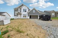 Ledgestone Dr-2406-001.jpg