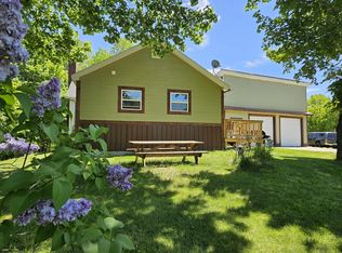 662 Temple Road, Farmington, ME 04938