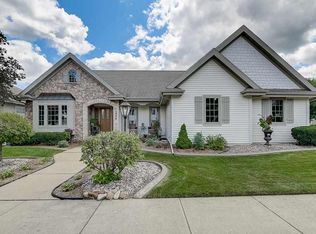 1508 Kentlands Ct, Waunakee, WI 53597