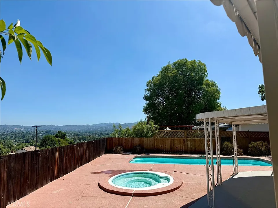 23900 Pentland Way