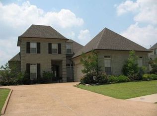 1747 Hillshire E, Hernando, MS 38632