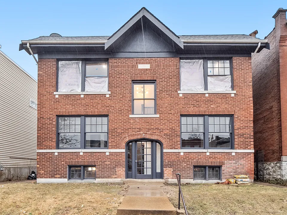 4512 Chouteau Ave #1E