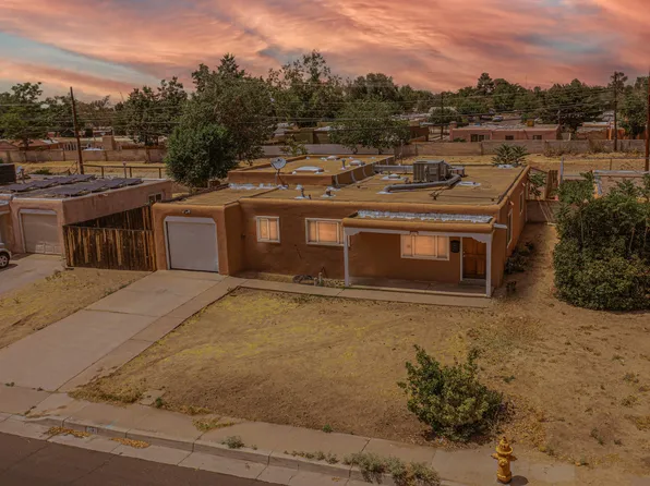 8031 Hannett Ave NE, Albuquerque, NM 87110