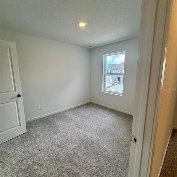 813 Lynx St — Photo 11