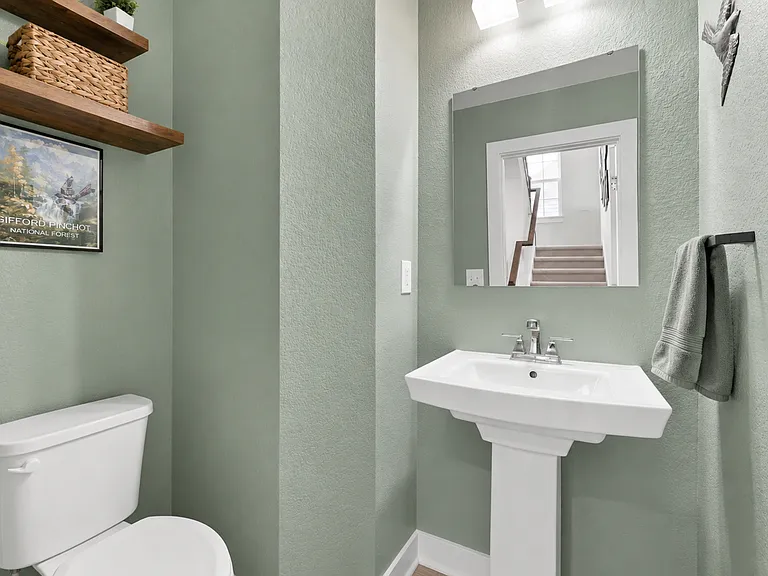 1032 Olmstead St — Photo 7
