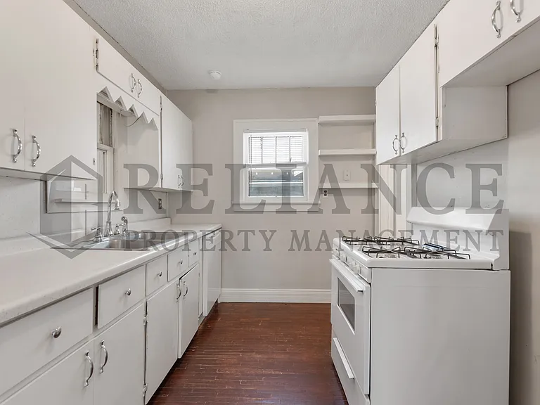 129 N Meridian Ave — Photo 6