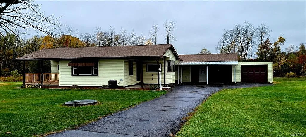 2598 McClew Rd photo 1