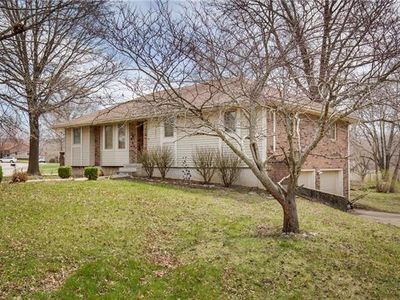 405 NE Grant Ct, Lees Summit, MO, 64064