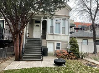 1829 W Melrose St #1R, Chicago, IL 60657