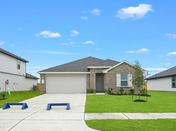 104 Rustic Creek Ct, Dayton, TX 77535