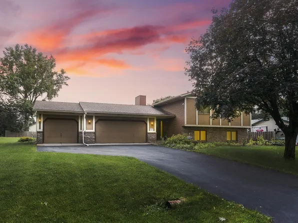 21321 Inwood Ave N, Forest Lake, MN 55025