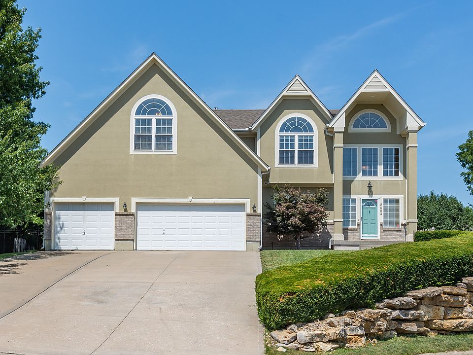 1st image of 2804 SW Twincreek Ct