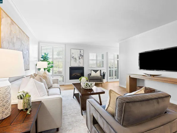 1111 Compass Ln APT 105, Foster City, CA 94404