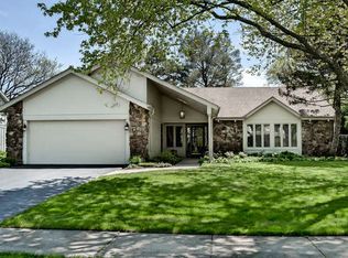 3719 Radcliffe Dr, Northbrook, IL 60062