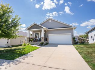 4514 145th St, Urbandale, IA 50323