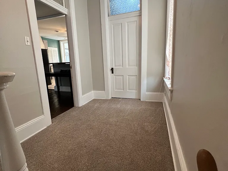 610 S Main St — Photo 9