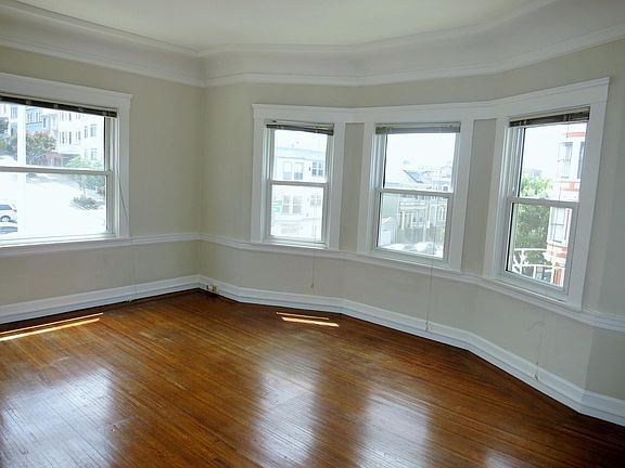 5th image of 250 Irving St