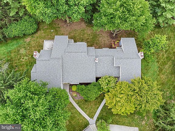 5th image of 727 Inverness Dr #727