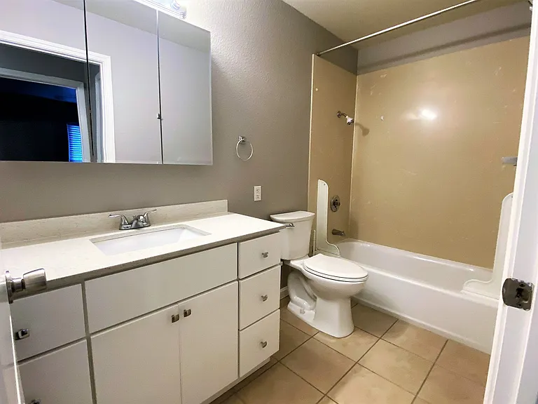 Available Apartments at Lawton Street, Antioch, CA — Photo 3