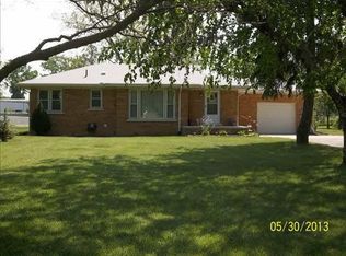 27101 Cahill Rd, Flat Rock, MI 48134