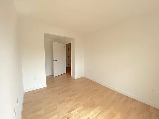 Rented by Nooklyn NYC LLC | media 50