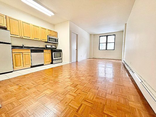 1st image of 333 E 108th St APT 1C