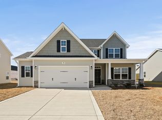 318 Tulip Oak Dr, Raeford, NC 28376