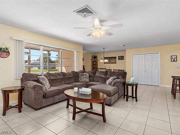 5th image of 1365 Washington Dr