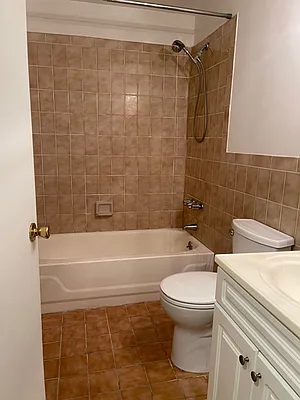 Rented by Oxford Property Group | media 9