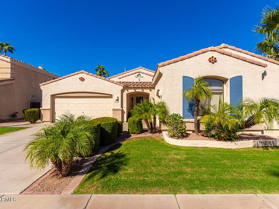 1st image of 662 W HONEYSUCKLE Drive