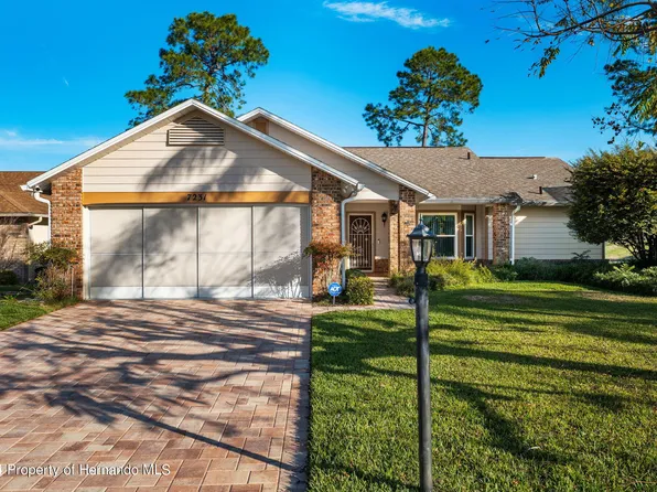7231 Bottle Brush Dr, Spring Hill, FL 34606
