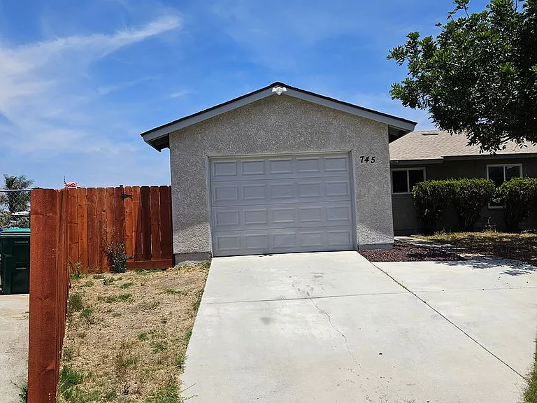 745 Rene Ct — Photo 1