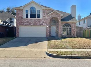 8816 Tyne Trl, Fort Worth, TX 76118