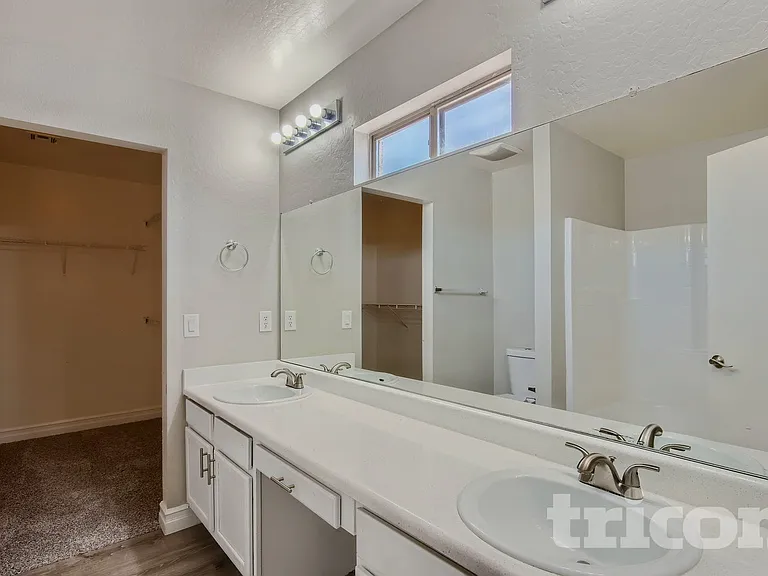 37186 W Amalfi Ave — Photo 11
