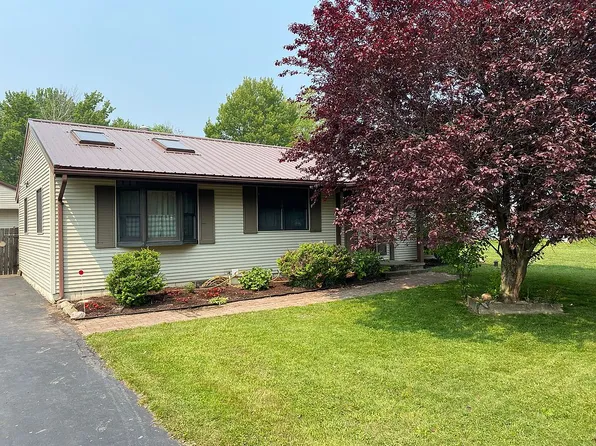 70 Long Beach Ln, Angola, NY 14006
