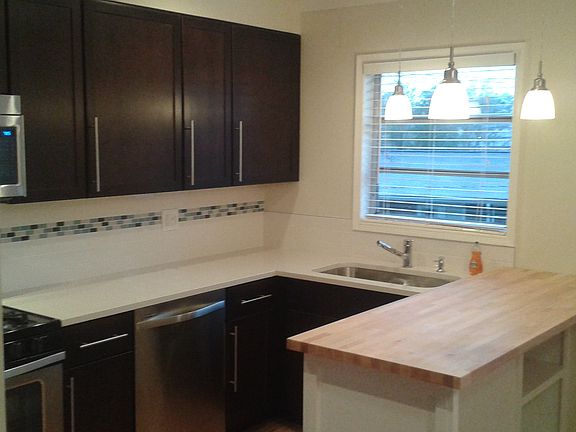 3rd image of 1231 Woodland Ave #4