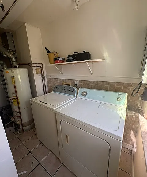 1176 Hawthorne Ave — Photo 6