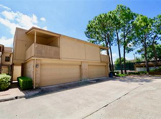 880 Tully Rd APT 40, Houston, TX 77079