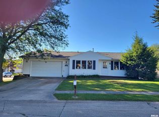 1622 3rd Street Ct W, Milan, IL 61264