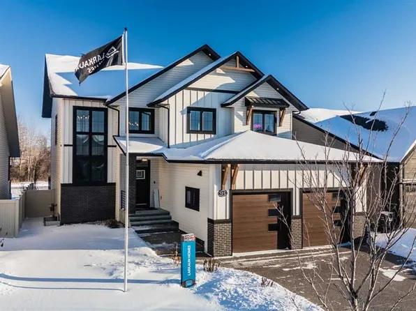 125 W Emerald Dr, Red Deer, AB T4P 3G6
