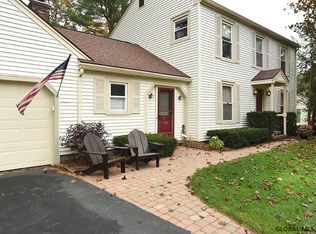 8 Heinrick Cir, Queensbury, NY 12804
