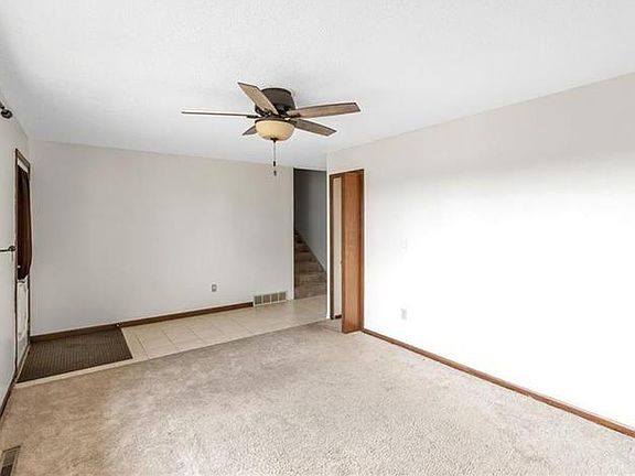 5th image of 3725 N Sadler Dr