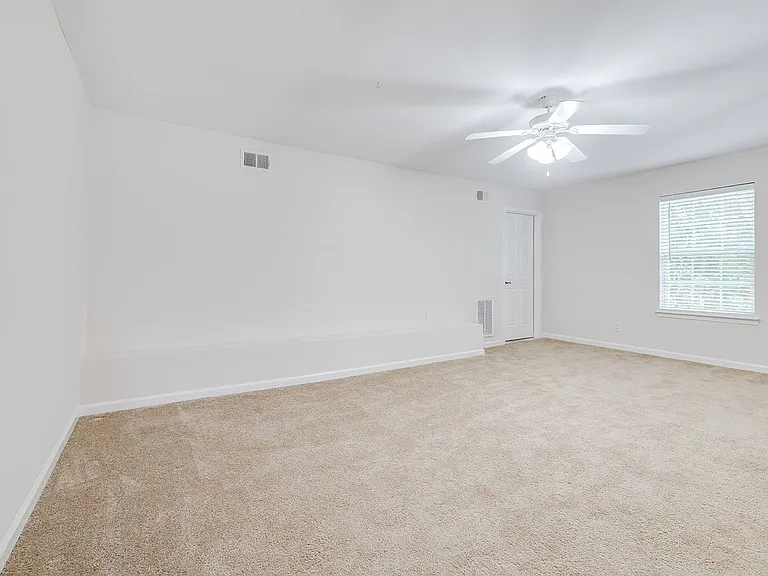 2 Weslyn Park Dr — Photo 22