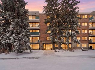 521 N 57th Ave SW #103, Calgary, AB T2V4N5