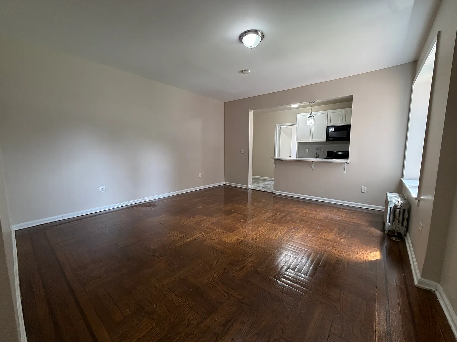 1 bed, 750 sqft, $1,700 — Photo 2